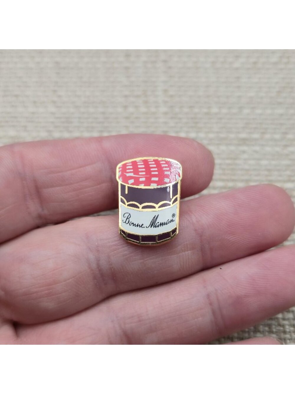 Bonne Maman Jam Jar Gingham Lid Promotional Enamel Lapel Pin A8676
